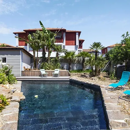 Vakantiehuis Wonderful House With Pool And Jacuzzi - - Welkeys